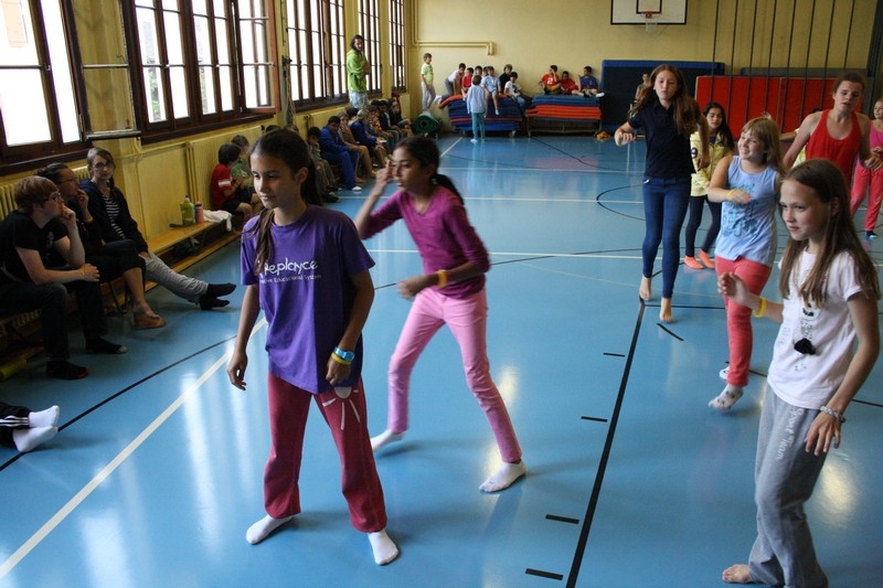 Village Camps International Summer Camp Leysin, Switzerland 2026-08-15 https://www.villagecamps.com/journals_admin/images/683-23-handball (72).jpg